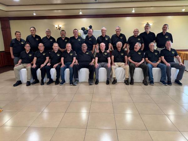 21 integrantes de Grupo Amigos se hicieron presentes a la celebración de cuatro décadas al servicio de las comunidades.