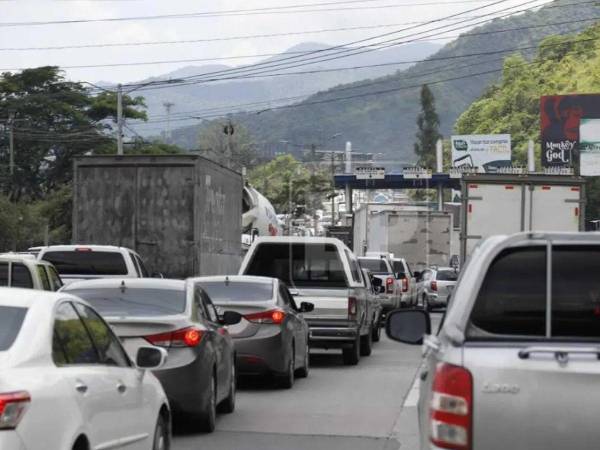 Para los sampedranos es prioridad encontrar alternativas viales en el bulevar del sur por el fuerte congestionamiento vehicular que se forma a toda hora.