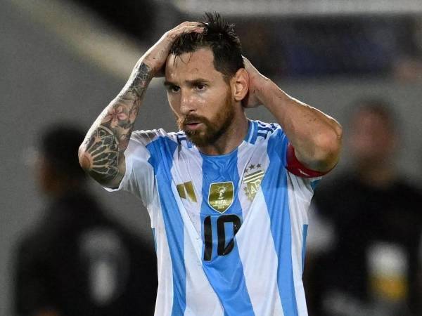 La Argentina de Messi recibió una terrible noticia con la grave lesión de uno de los jugadores promesas de la Albiceleste.
