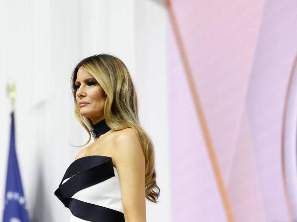 Melania Trump amenaza a Hunter Biden con una demanda por 1,000 millones de dólares por difamación.