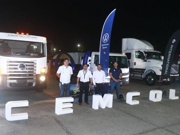 Cemcol participó en Expomóvil 2026 con su propuesta de camiones International y Volkswagen para diferentes necesidades de transporte.