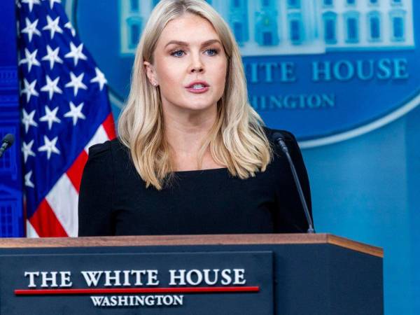 La portavoz de la Casa Blanca, Karoline Leavitt, negó que el Gobierno de Trump busque realizar deportaciones de menores no acompañados en Florida.