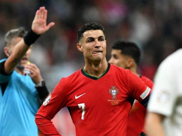 Cristiano Ronaldo rompió en llanto tras fallar el penal.