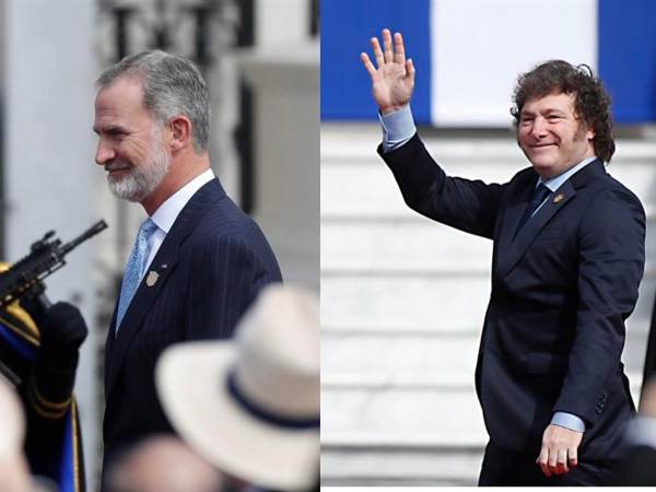 Felipe VI y Javier Milei a su llegada a la toma de posesión.