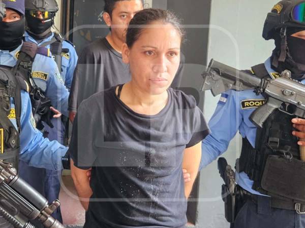 Johana Michel Flores Alvarenga, alias “Ratoncita”, fue capturada durante un allanamiento realizado en el sector de Chamelecón, San Pedro Sula.