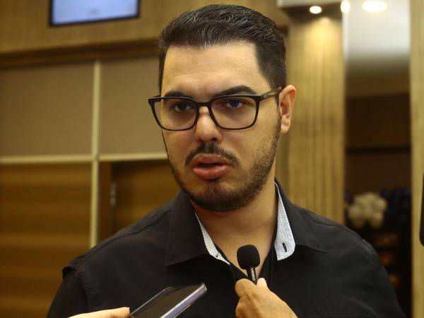 El doctor Gabriel Paredes, director del hospital Mario Rivas en una fotografía de archivo.