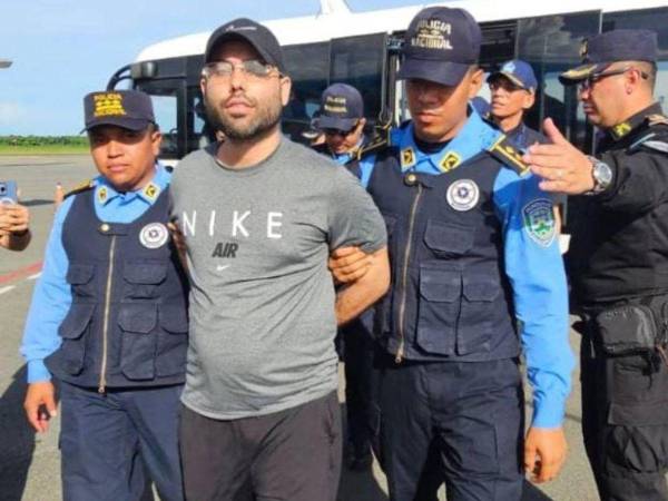 Fotografía de archivo tras la extradición de Gilbert Reyes a Honduras.