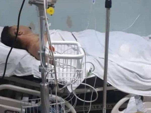 Fotografía de Roberto Carlos Bú en el hospital de Tela.