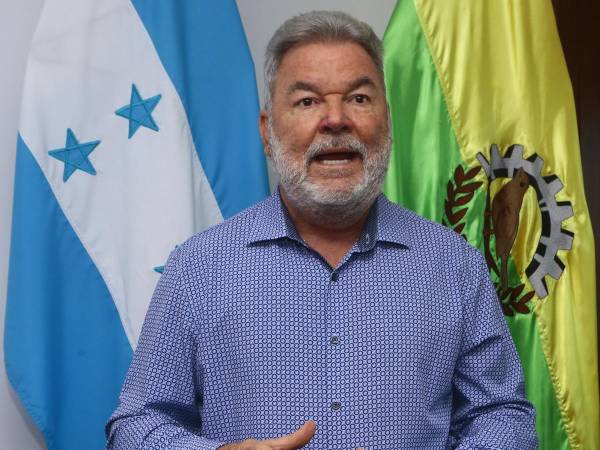 El alcalde de San Pedro Sula, Roberto Contreras.
