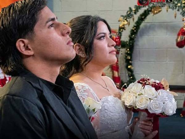 <b>Foto de Yuriangela Mayerlin Toledo Gotopo y su esposo Jhorsuan Emilio Mendoza Méndez.</b>