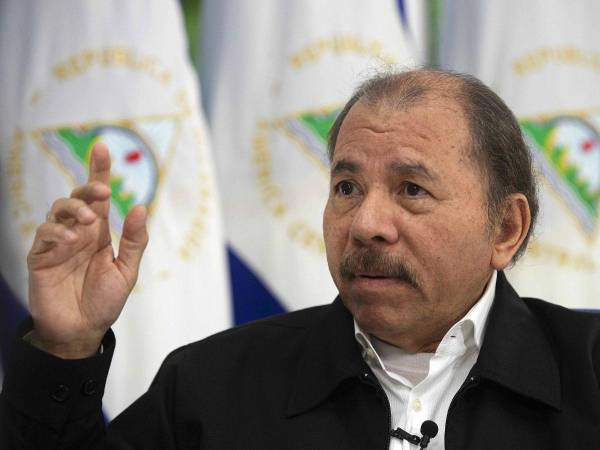 Los copresidentes, Daniel Ortega y Rosario Murillo, realizan una purga para preparar la sucesión dinástica de uno de sus hijos, afirman opositores.