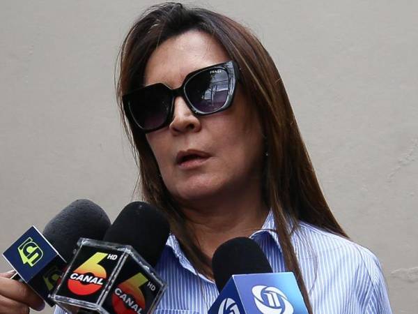 Lícida Zelaya Lobo, esposa de Romeo Vásquez Velásquez.