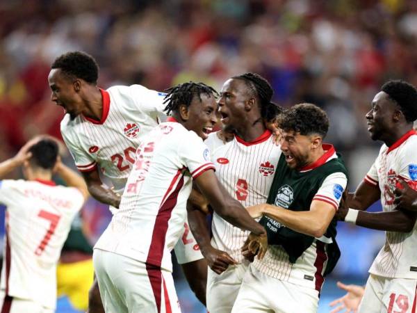 Los seleccionados de Canadá celebraron el pase a semifinales de la Copa América.