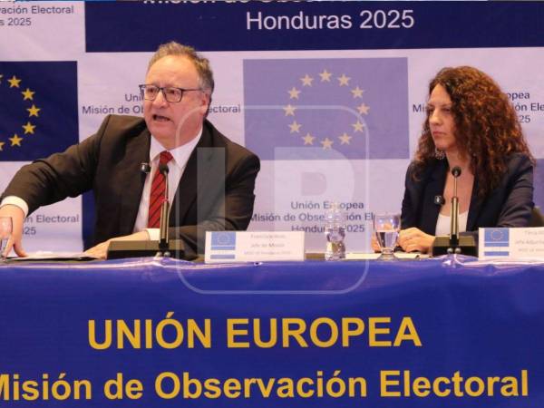 Francisco Assis, jefe de la Misión de Observación Electoral de la Unión Europea (MOE-UE), presentó este martes el informe final sobre las elecciones generales celebradas el 30 de noviembre de 2025 en Honduras. El documento contiene 24 recomendaciones orientadas a fortalecer el sistema democrático y los procesos electorales futuros en el país.