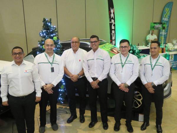 Vive la emoción de estrenar un vehículo Suzuki 2026 y ganar increíbles premios navideños gracias a la promoción exclusiva de Supermercados La Colonia.