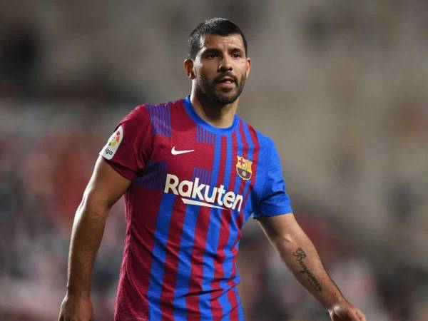 Sergio ‘Kun‘ Agüero tiene demandado al FC Barcelona.