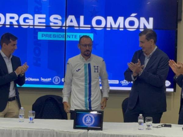 Daniel Cancela fue presentado este viernes por la <b>Federación </b>de Fútbol de Honduras (FFH). Estalin Irías
