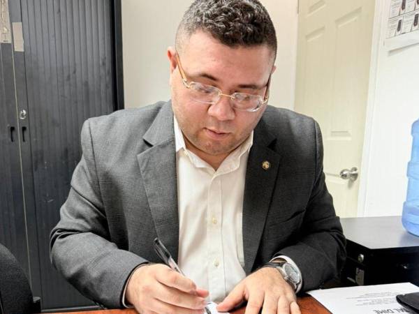 Francisco Pascua denunció persecución y amenazas en Tegucigalpa en las últimos días.