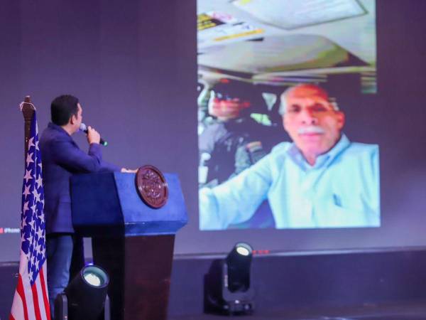 Nasry Asfura participó en el lanzamiento mediante una videollamada, desde donde reiteró el compromiso de su administración con la ampliación de oportunidades de formación para la juventud hondureña.