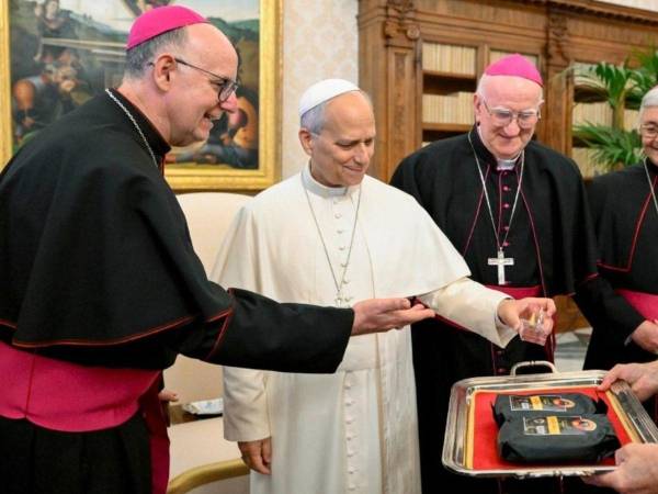 El pontífice recibió a los nueve obispos de la Conferencia Episcopal de Honduras en el Vaticano, Roma.