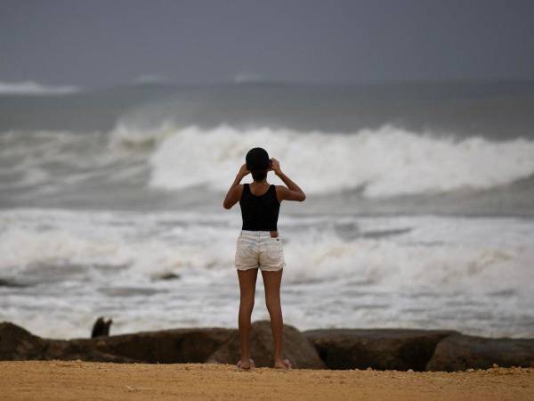 El ciclón de categoría 4 provocará oleajes peligrosos y corrientes de resaca que amenazan la vida en gran parte de la costa este de Estados Unidos.