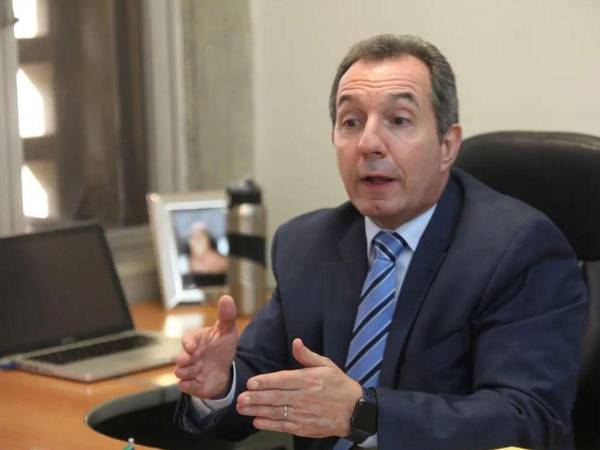 Benigno Alarcón Deza, analista político venezolano, afirmó que el proceso de transición no será inmediato, pero debe realizarse en este 2026 para que no haya desesperación por parte de los pobladores. Foto: Cortesía UCAB