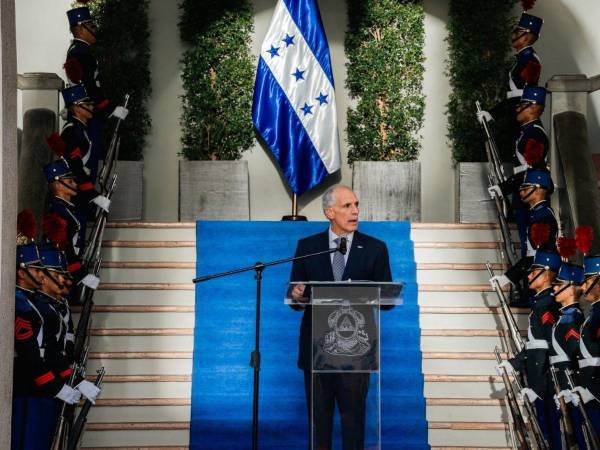 El presidente de Honduras, Nasry Asfura en la ceremonia de inuguración del me de Independencia Patria.