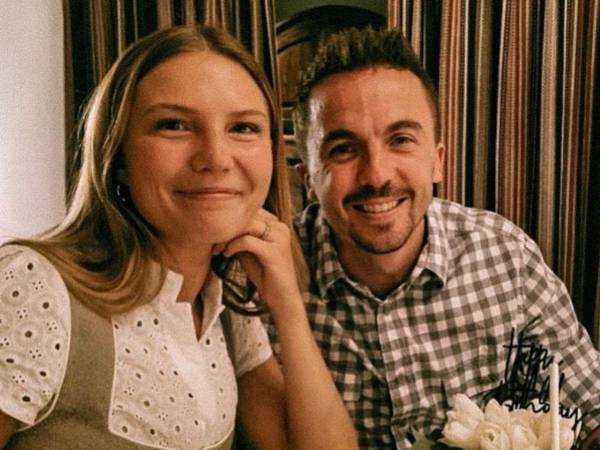 El actor Frankie Muniz y su ahora exesposa Paige Price.