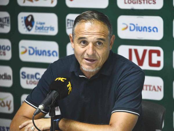 Hernán la “Tota” Medina ahora pone su mirada en el clásico del sábado frente a Real España.