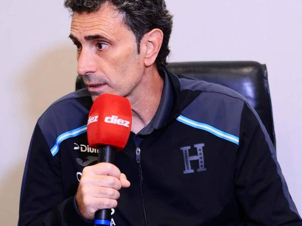 El estratega español se refirió a varios temas de la H.