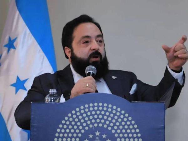 Luis Redondo, presidente del Congreso Nacional.