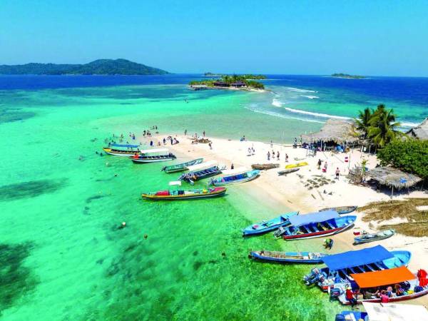 La comunidad garífuna de Cayos Cochinos obtuvo títulos de dominio pleno sobre los cayos tras un proceso iniciado en el año 2000.