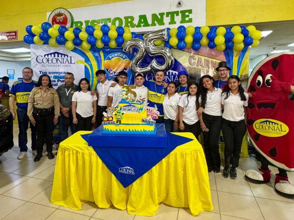 Las celebraciones incluyeron ferias de emprendimiento, jornadas de salud integral para el personal y momentos especiales de agradecimiento a sus clientes.