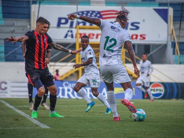 Welcome volvió anotar para darle la primera victoria al tiburón. Foto redes del Platense.