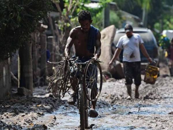 El impacto de la crisis climática y la pobreza arraigada son dos factores que han acentuado la situación humanitaria de los hondureños.