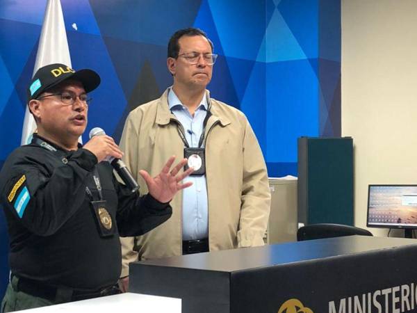 El abogado Jaime Quintanilla es juramentado como director de la DLCN.