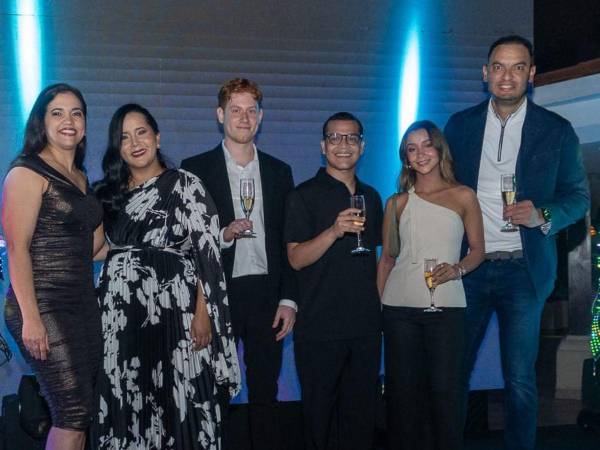 La plataforma de entretenimiento y apuestas Betcris conmemora su decimoquinto aniversario en el mercado hondureño, consolidando su liderazgo en la región. Más de dos décadas de respaldo internacional y presencia en 14 países.