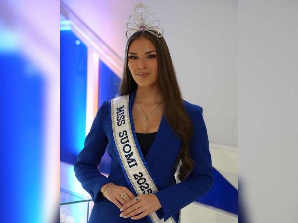 La destitución de Sarah Dzafce, de 22 años, como Miss Finlandia se hizo pública el pasado 14 de diciembre y rápidamente se volvió viral.