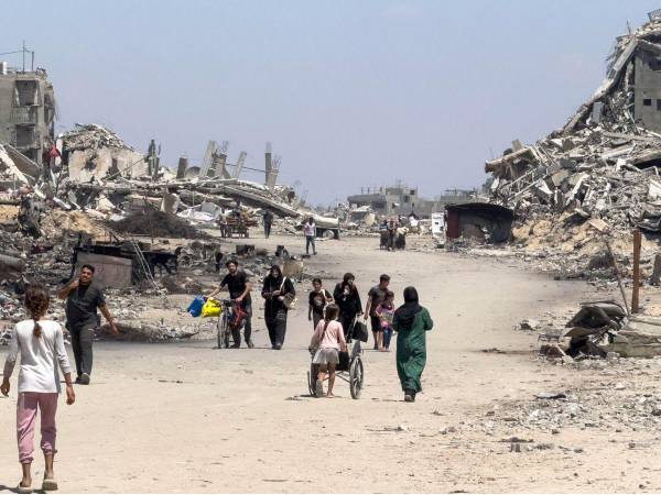 El Ejército israelí mató al menos a 51 palestinos este martes hasta el mediodía en la Franja de Gaza, según el recuento de los hospitales gazatíes.