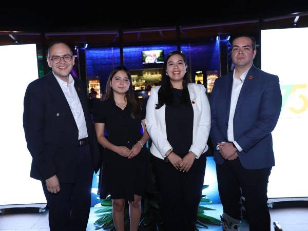 Banco de Occidente conmemora su 75 aniversario inaugurando una experiencia sensorial exclusiva que destaca lo mejor de nuestra cultura tabacalera. Este evento marca el inicio de una gira nacional diseñada para conectar con sus clientes en un entorno de sofisticación y tradición.