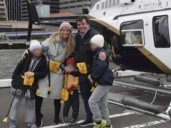 La carrera profesional de Agustín Escobar Cañadas y Mercè Camprubí Montal, el matrimonio español fallecido junto a sus tres hijos en el accidente de helicóptero ocurrido en Nueva York, está estrechamente vinculada a la multinacional alemana Siemens, de la que ambos eran altos directivos.