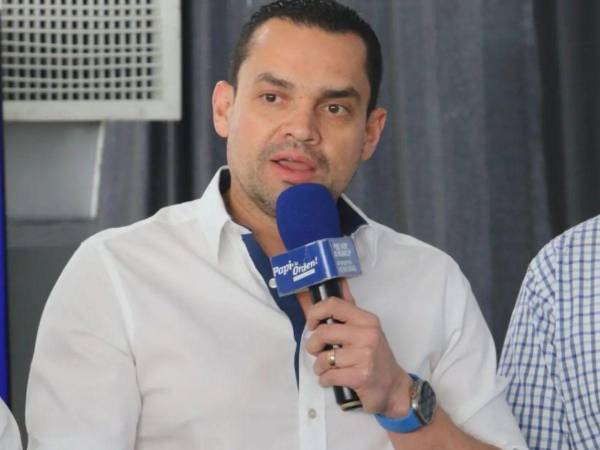 Tomás Zambrano, presidente del Congreso Nacional.