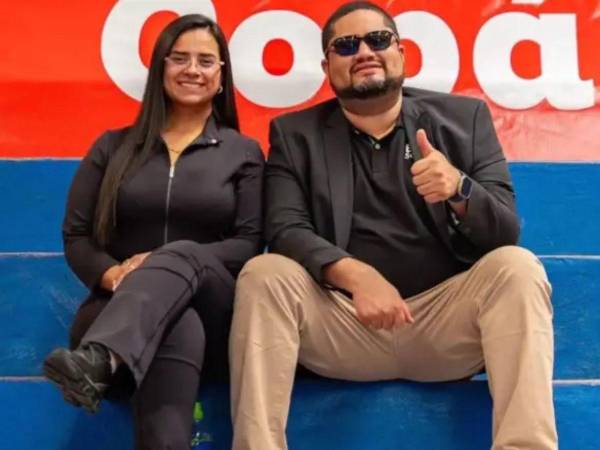 La diputada Isis Carolina Cuéllar y el exministro José Carlos Cardona Erazo.