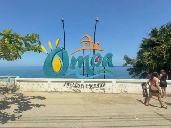 Se acerca el feriado Morazánico 2026 y Omoa, Cortés, es uno de los destinos de la costa norte de Honduras que ofrece a los visitantes playas, gastronomía, naturaleza y patrimonio histórico. Entre sus opciones se encuentran la Playa Municipal de Omoa, Muchilena, El Paraíso, Río Coto, Veracruz, Pueblo Nuevo, Buena Vista, Chivana y Chachahuala.