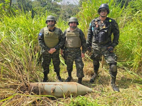 Elementos de las Fuerzas Armadas de Honduras aseguraron y destruyeron mediante detonación controlada el explosivo.