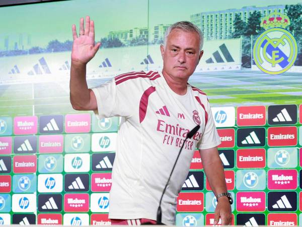 El entrenador portugués se alista para su segunda temporada al frente del club blanco. Foto EFE.