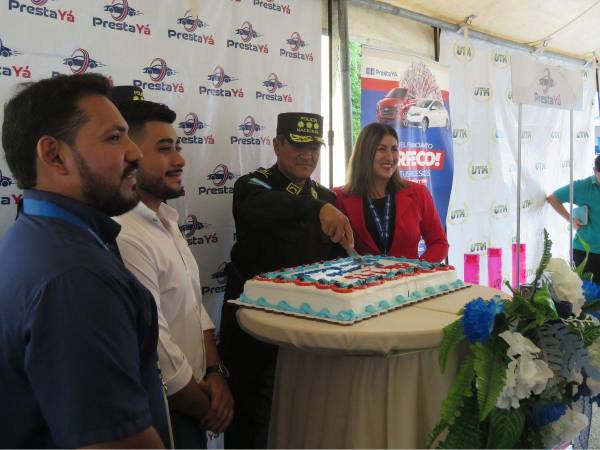 La Policía Nacional de Honduras está de aniversario, y Presta Ya, UTH y Optimus Card prepararon una celebración para esta ocasión especial.