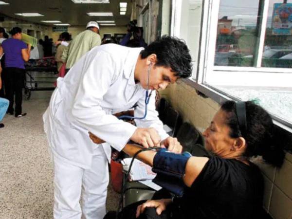 Médicos del Hospital Escuela reportan 68 días sin pago.