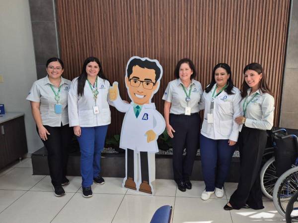 Laboratorio Bueso Arias es un referente desde hace 75 años en análisis clínicos en Honduras, reconocido por su innovación, calidad y compromiso con la salud de nuestros pacientes.