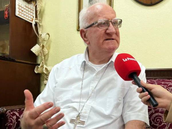 El obispo Miguel Lenihan llamó a todos los fieles a unirse a la jornada de oración en todas las parroquias.